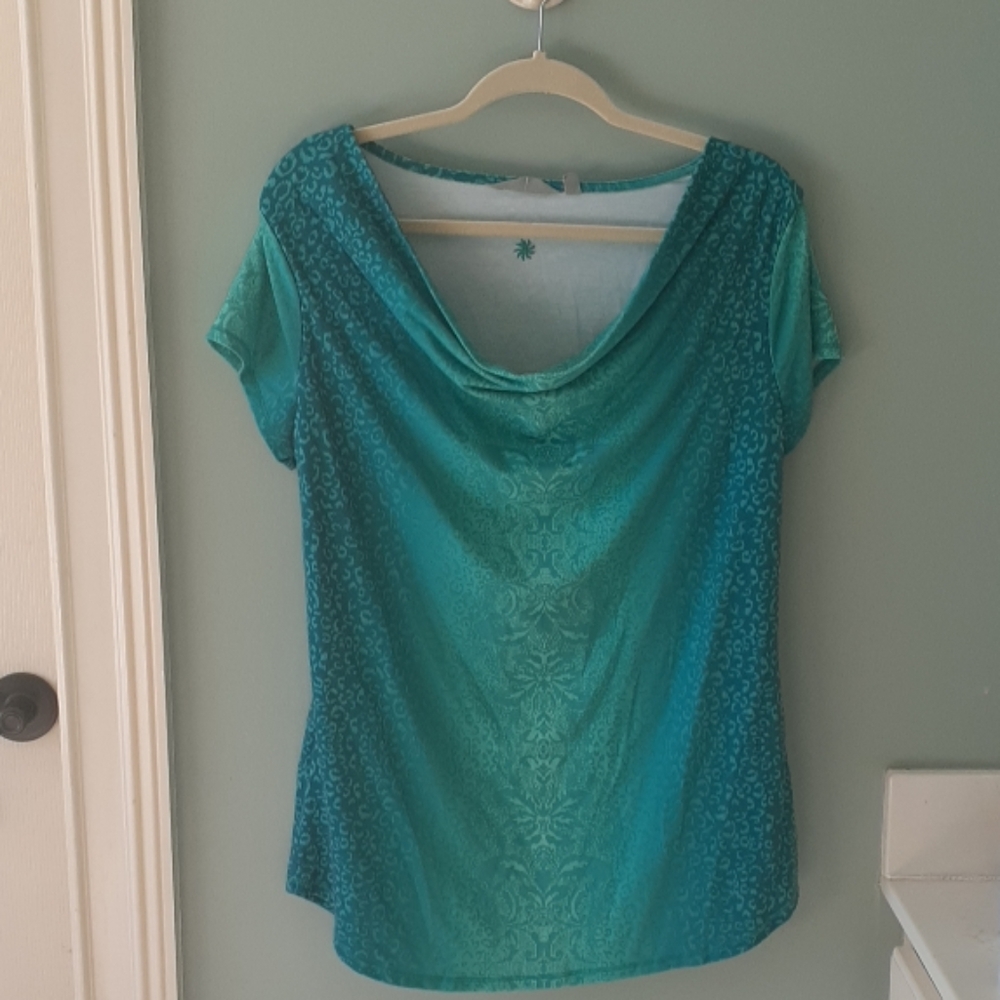 Athleta top